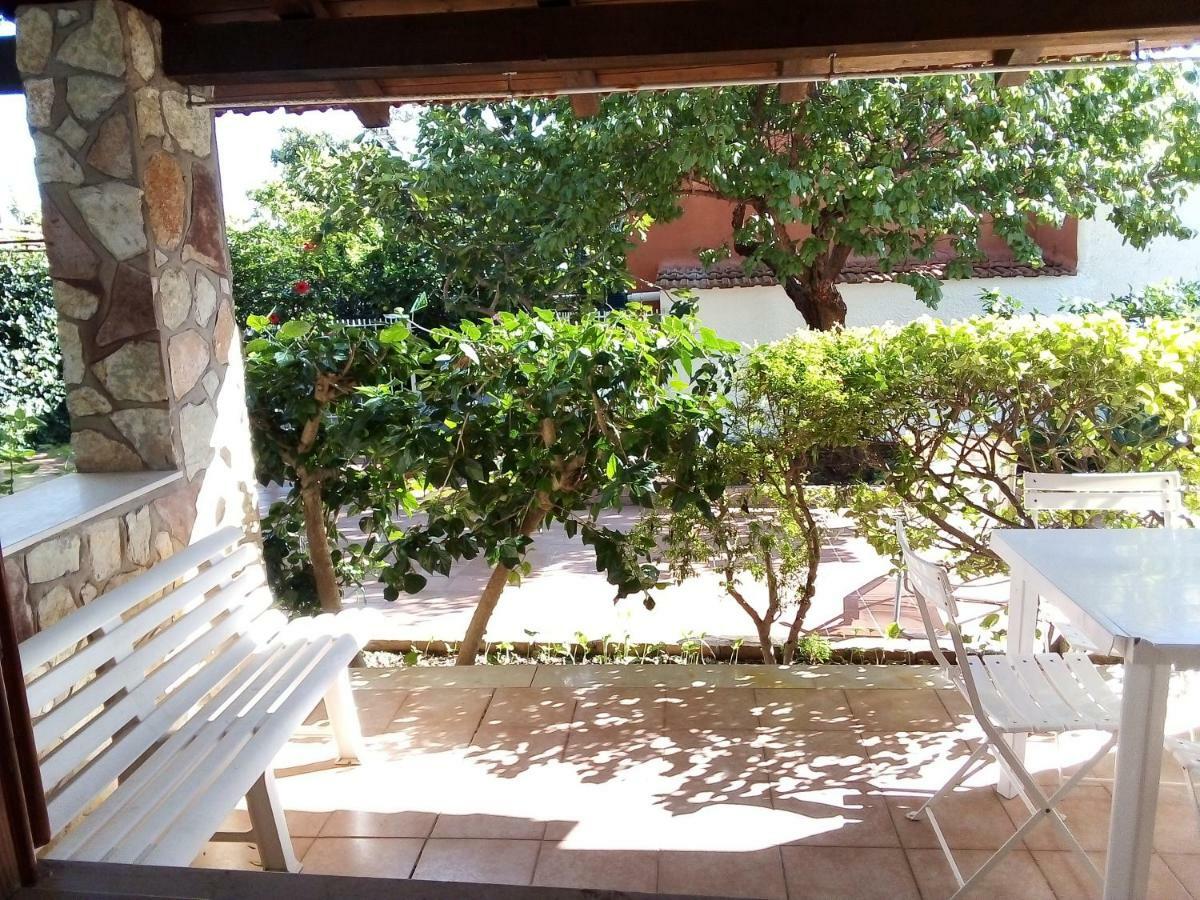 Il Giardino Di Hyccara Villa Карини Екстериор снимка