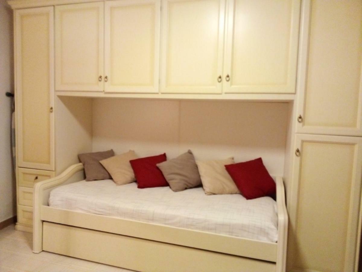 Il Giardino Di Hyccara Villa Карини Екстериор снимка